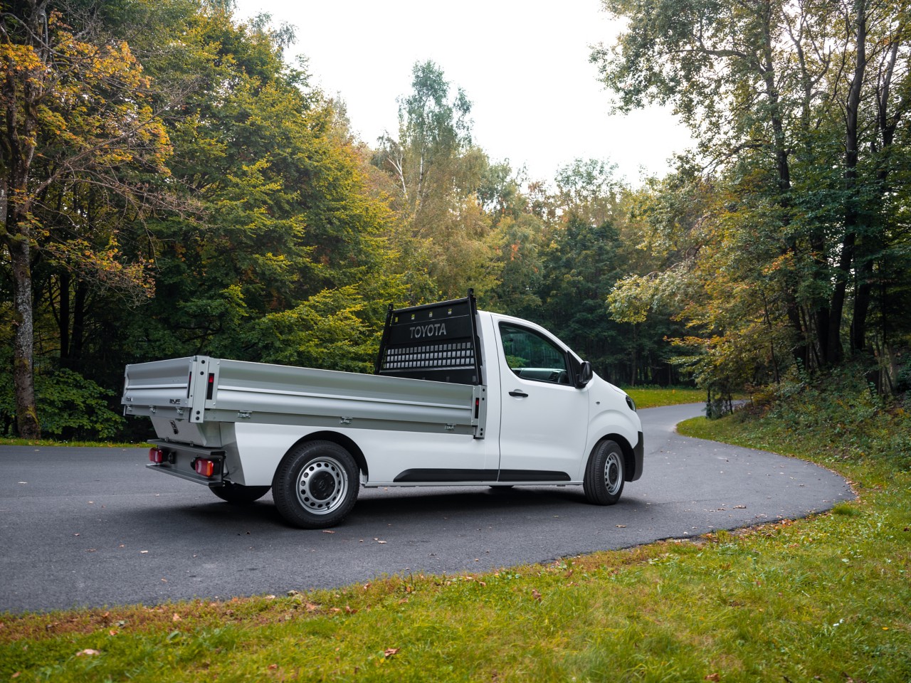 Toyota PROACE PLATFORMA