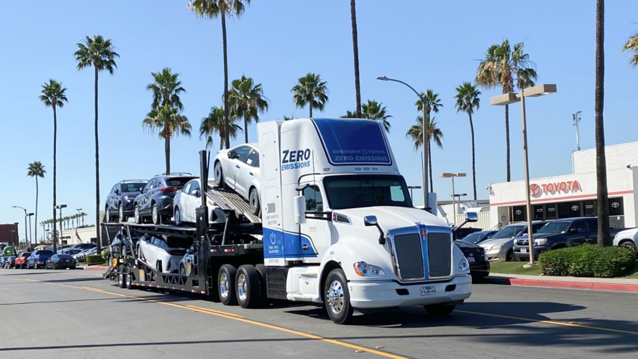 Wodorowa ciężarówka Toyoty i Kenworth  T680 FCEV